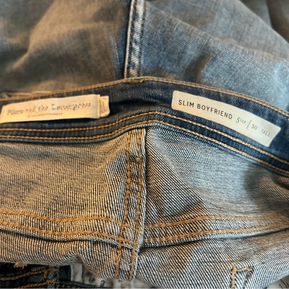 Pilcro and the Letterpress Embroidered Jeans Size 30 Tall - Picture 5 of 5